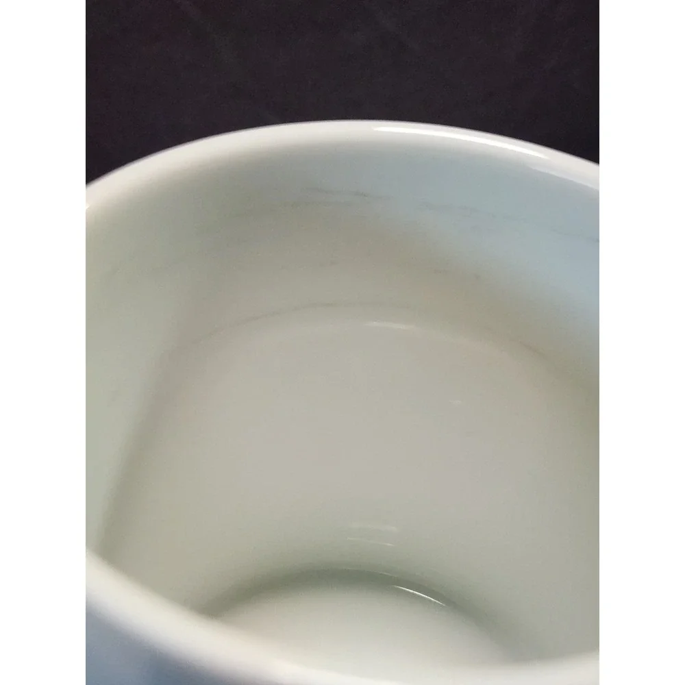 Starbucks Kenya White Ceramic 10 oz Coffee Tea Mug Cup Elephant Lion Safari RARE